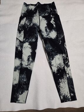 Sweaty Betty Women's Abstract Black Gray, And Green High-Rise Leggings Sz 8